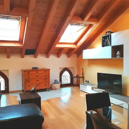 La Corte House Daire *