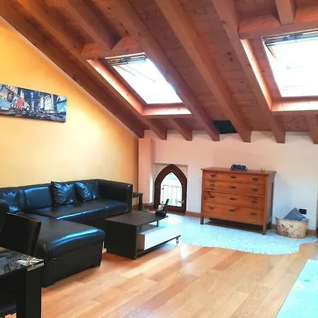 La Corte House Daire *