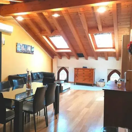 La Corte House